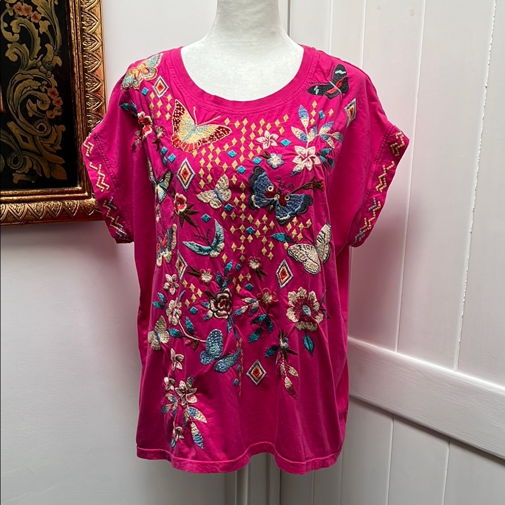 Johnny Was Mariposa Fushia Pink Floral Butterfly Relaxed Cotton T-Shirt